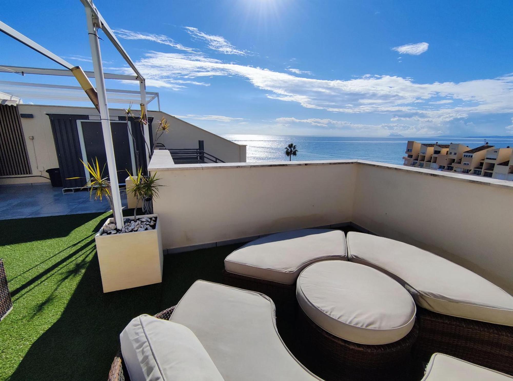 Luxury Duplex Infinity Pool Ehhouse Apartment Естепона Екстериор снимка