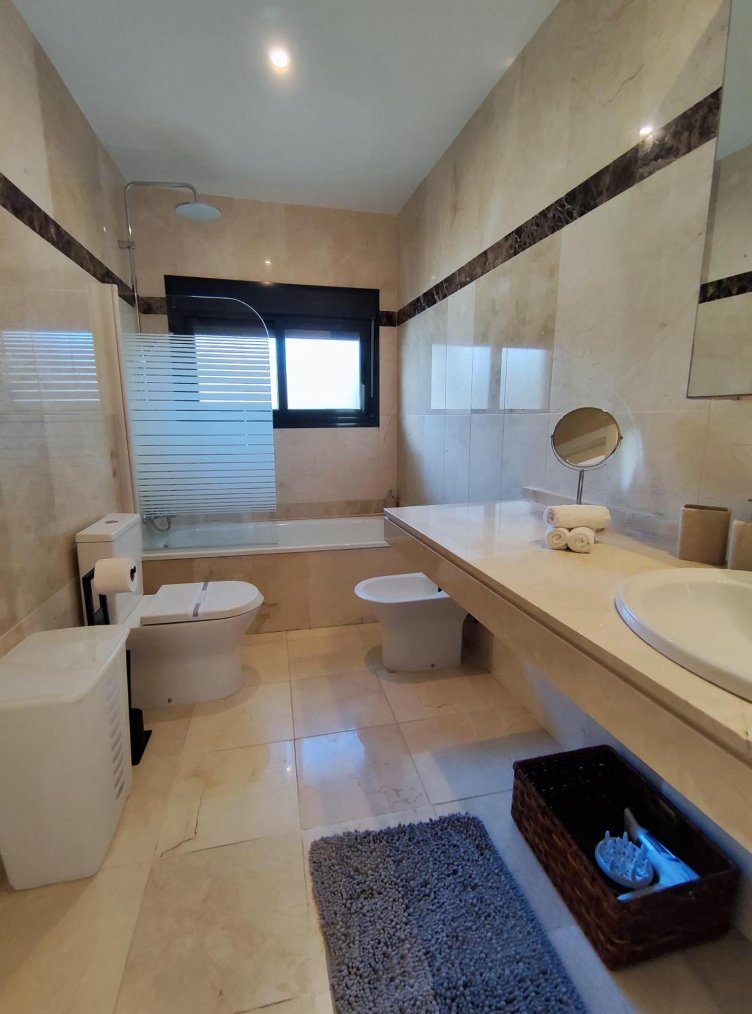 Luxury Duplex Infinity Pool Ehhouse Apartment Естепона Екстериор снимка